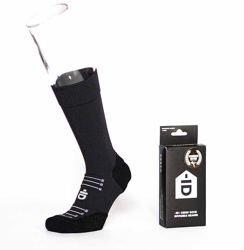 -ID Crew Socks ohne Logo auf dem Schaft - entwickelt von Christian Stucki