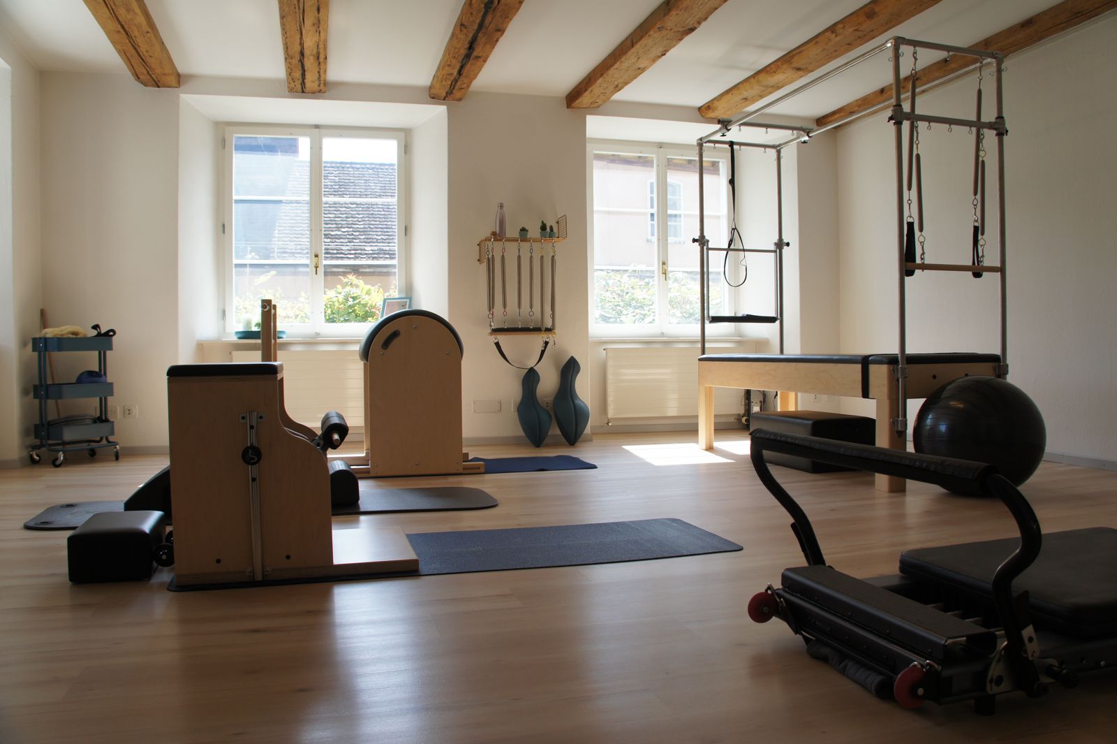 Pilates Studio Solothurn mit Pilatesgeräten